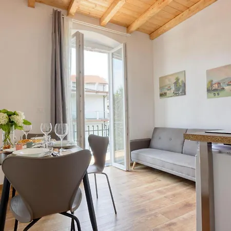 Διαμέρισμα 1 Bedroom Awesome In *